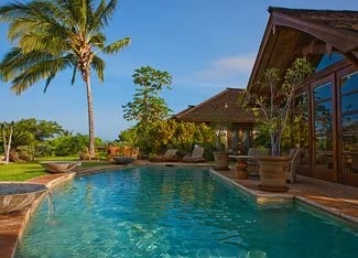 The pool and wonderful views. THIS is why it is called paradise….