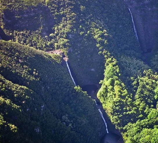 Beautiful Maui Waterfalls… - Photo © Carl Amoth